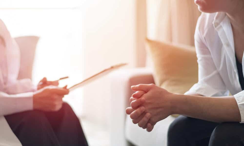 Medicīnisko dokumentu tulkošana ar pilnu izsekojamību Konsultācija starp speciālistu un klientu par medicīnisko dokumentu saturu